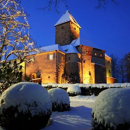 Hotel Burg 4*