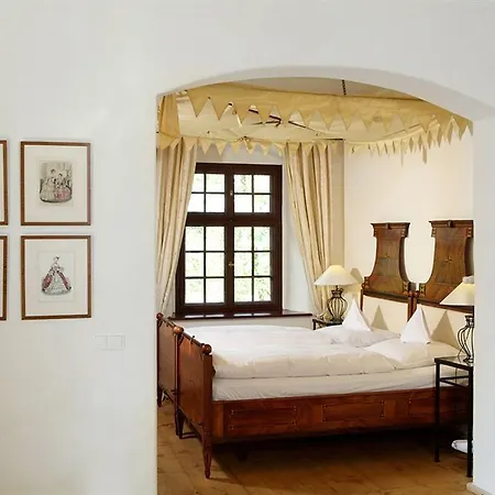 Hotel Burg 4*